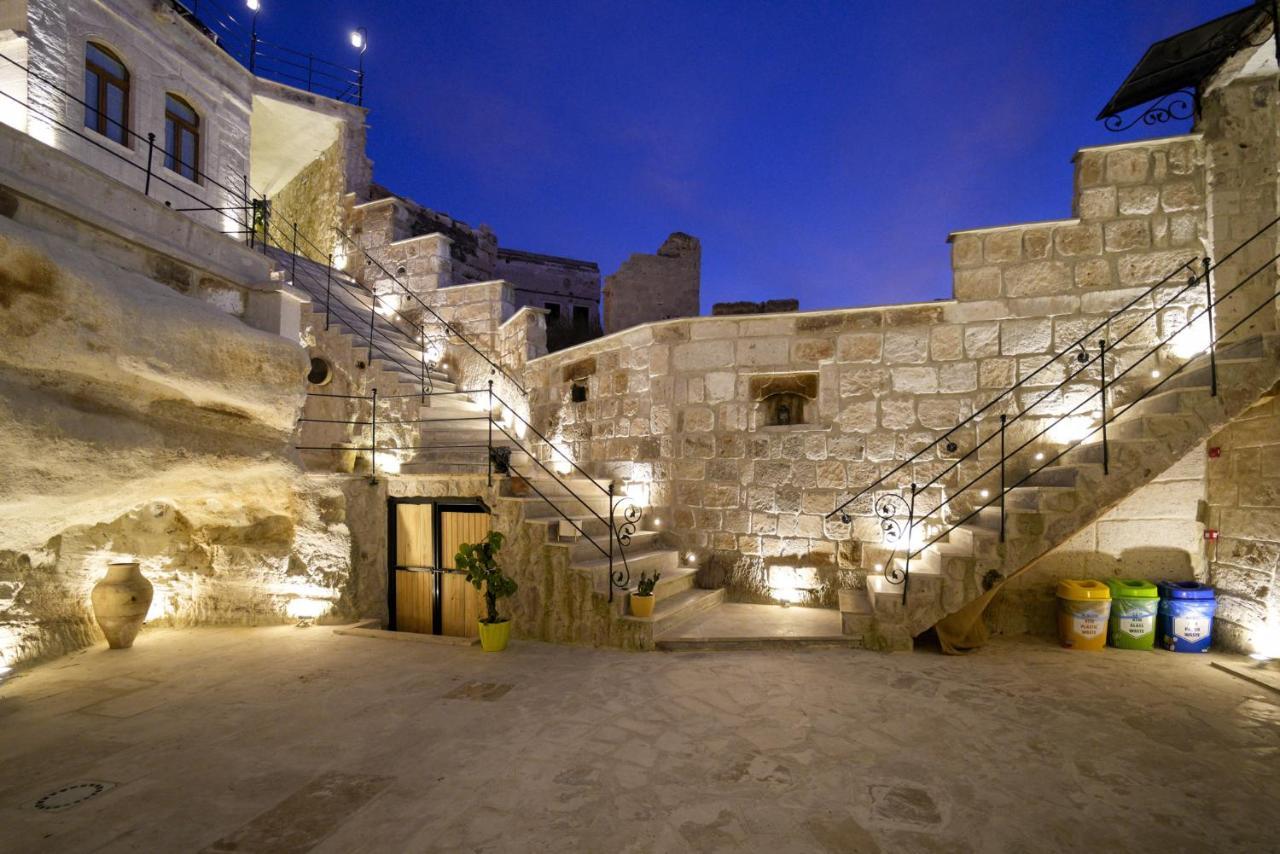 My Cave Suites نفسهير المظهر الخارجي الصورة