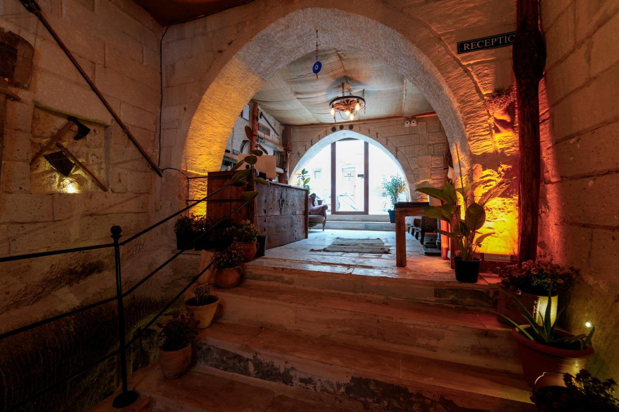My Cave Suites نفسهير المظهر الخارجي الصورة