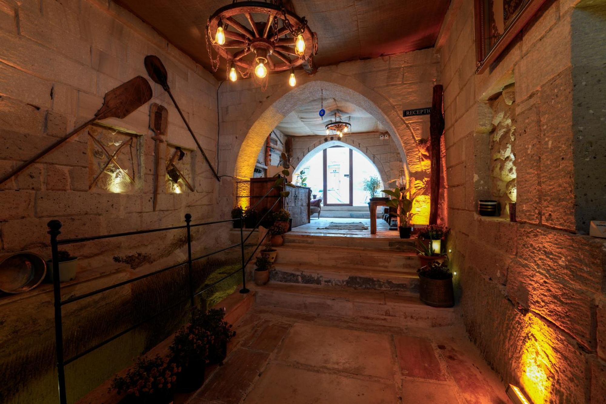 My Cave Suites نفسهير المظهر الخارجي الصورة