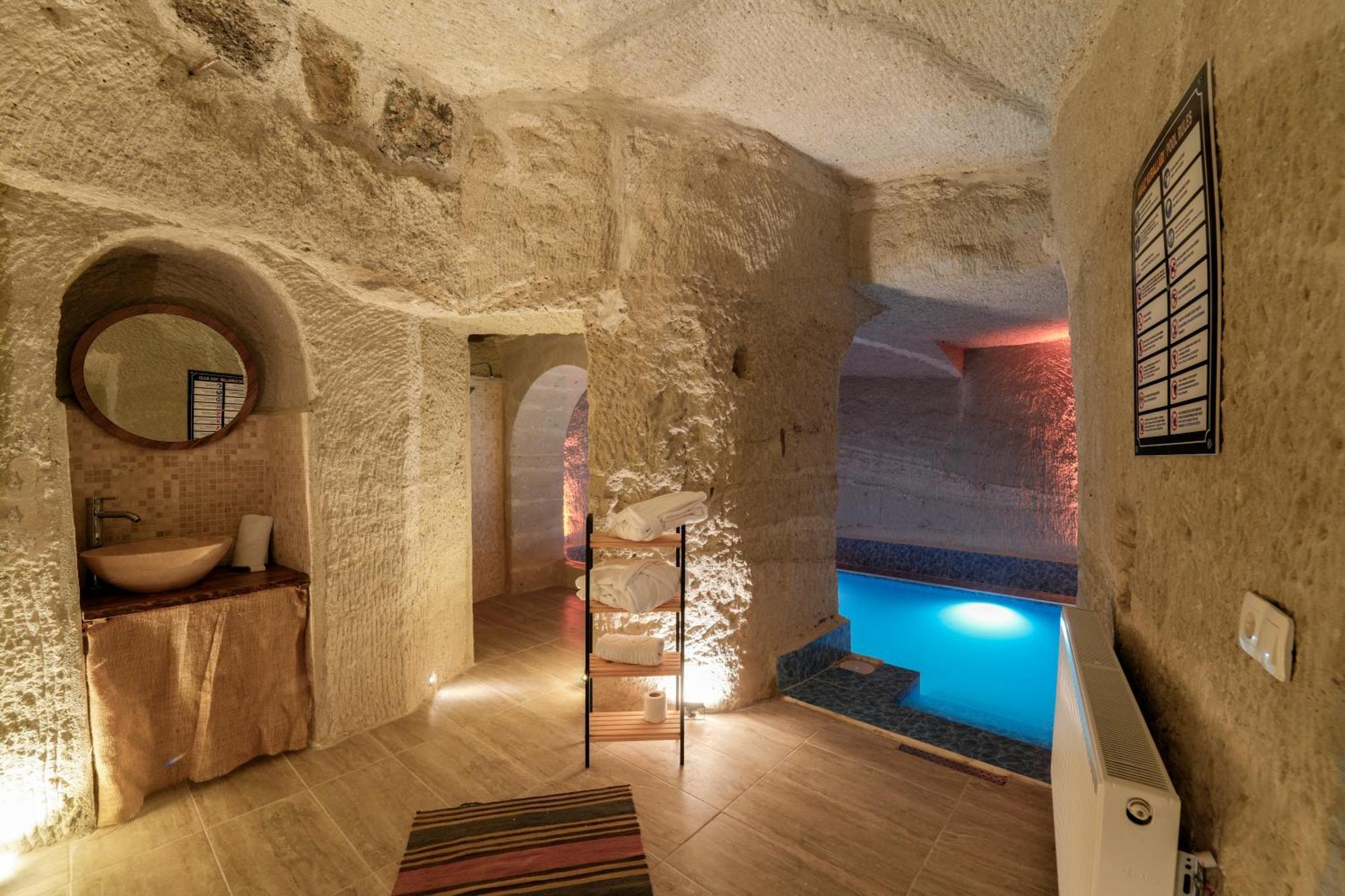 My Cave Suites نفسهير المظهر الخارجي الصورة