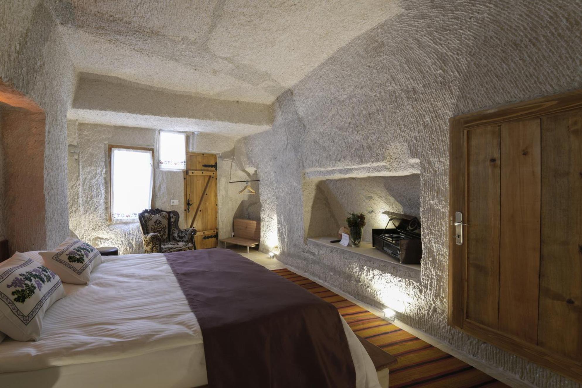 My Cave Suites نفسهير المظهر الخارجي الصورة