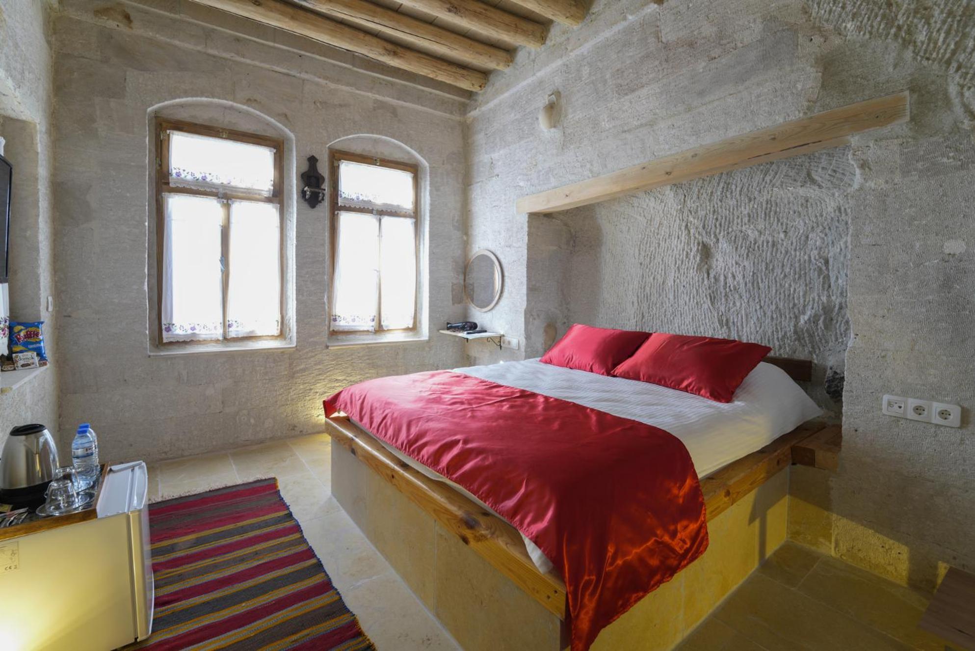 My Cave Suites نفسهير المظهر الخارجي الصورة