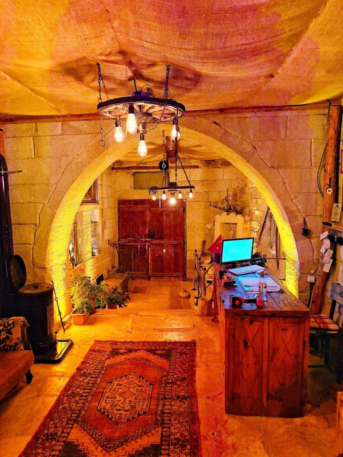 My Cave Suites نفسهير المظهر الخارجي الصورة