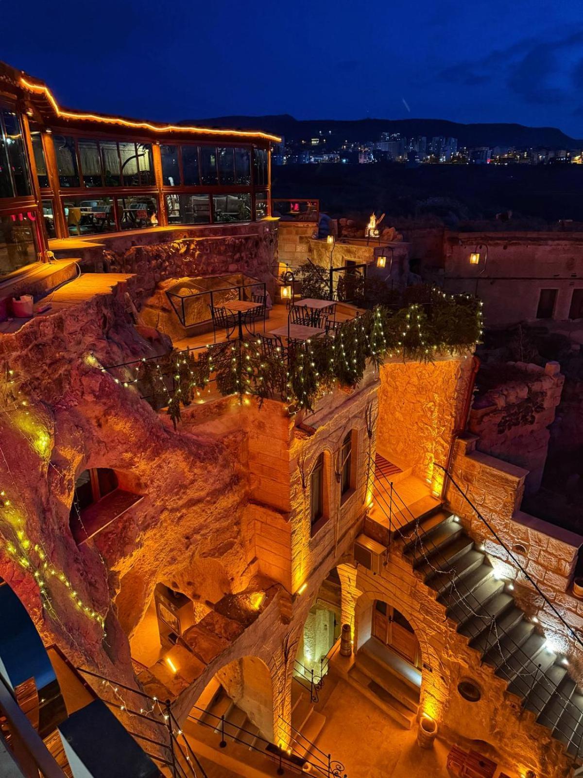 My Cave Suites نفسهير المظهر الخارجي الصورة