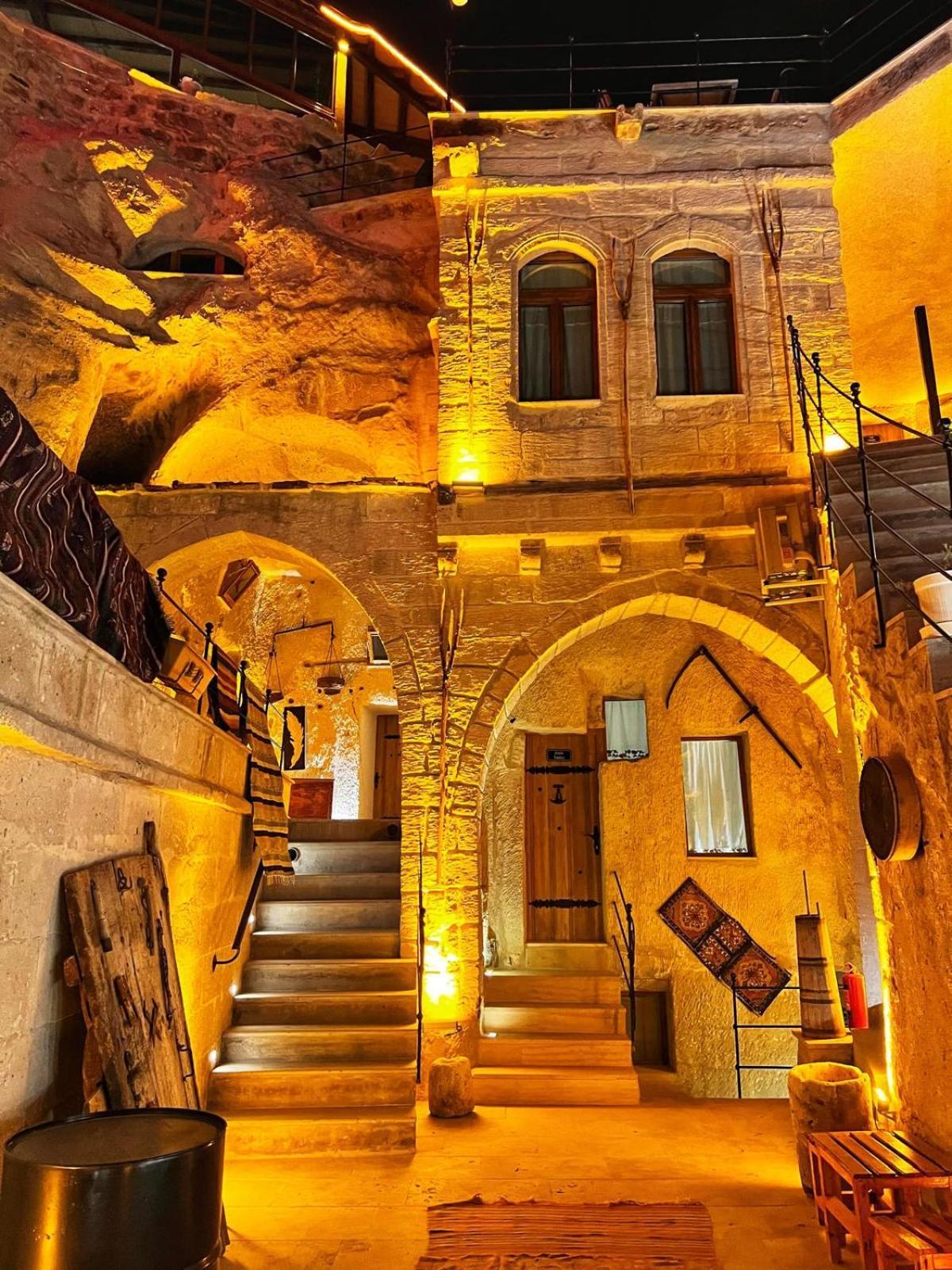 My Cave Suites نفسهير المظهر الخارجي الصورة