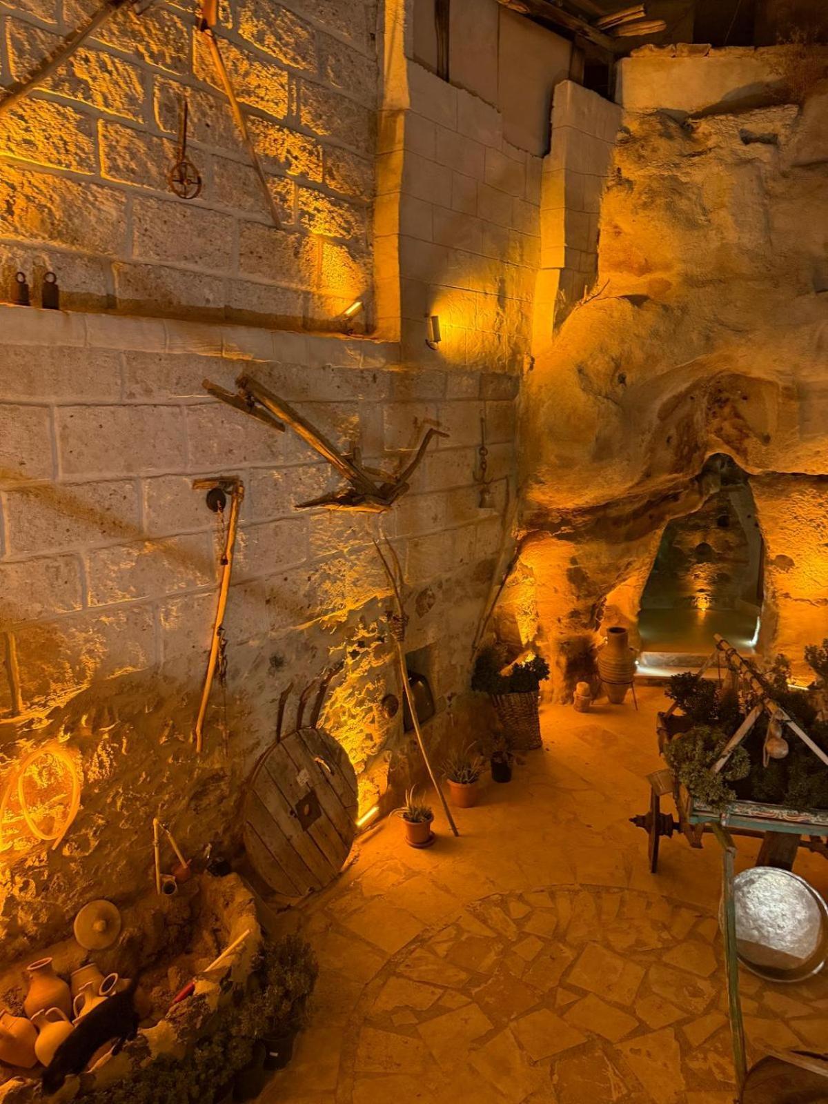 My Cave Suites نفسهير المظهر الخارجي الصورة