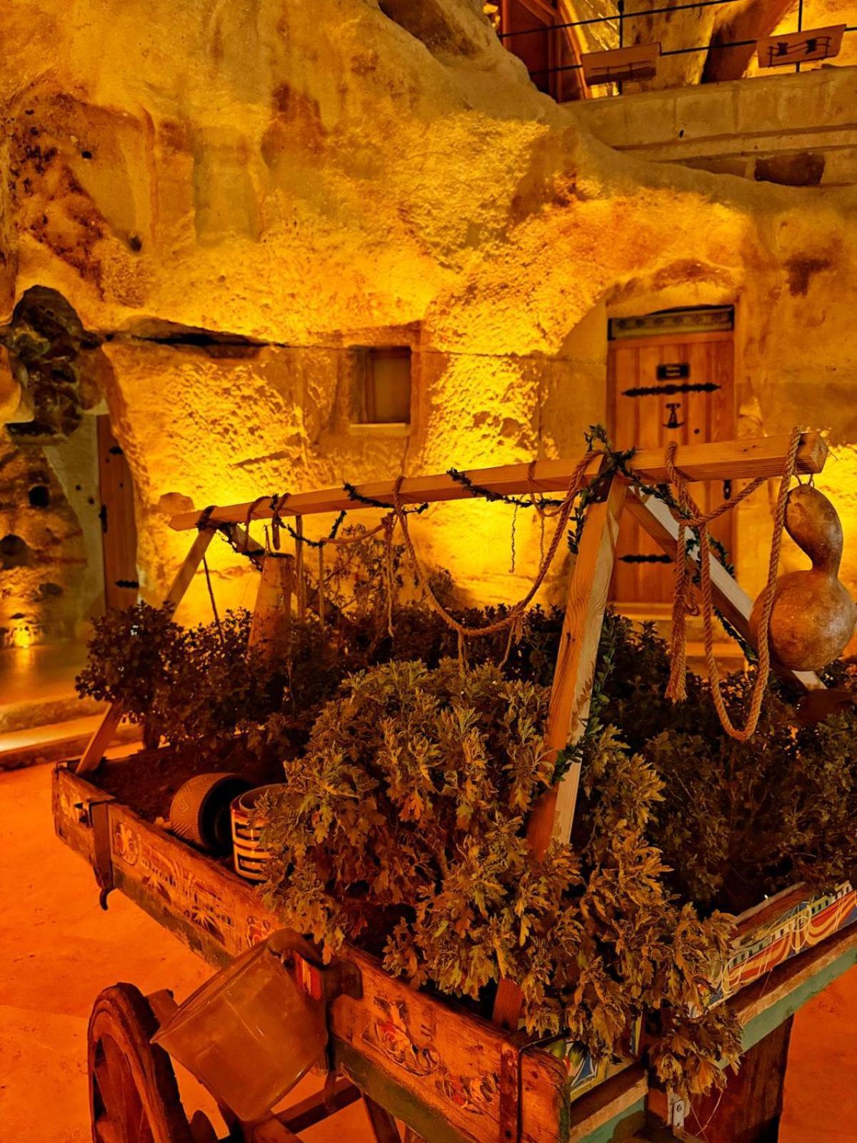 My Cave Suites نفسهير المظهر الخارجي الصورة