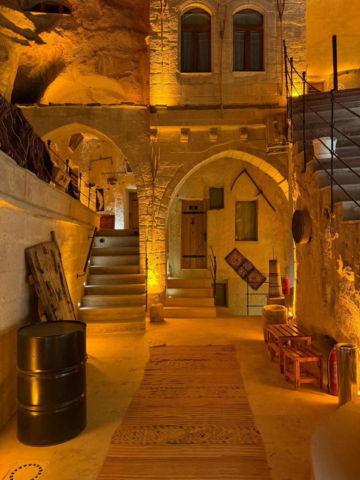 My Cave Suites نفسهير المظهر الخارجي الصورة
