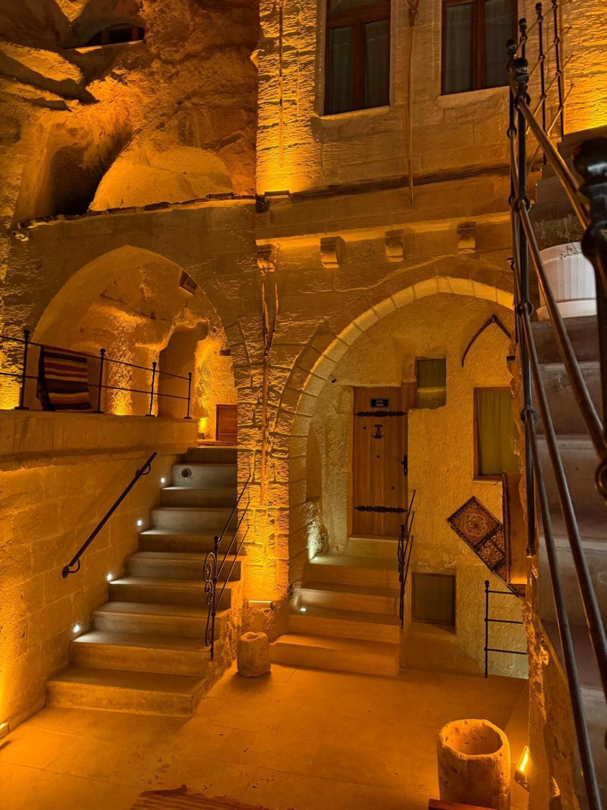 My Cave Suites نفسهير المظهر الخارجي الصورة